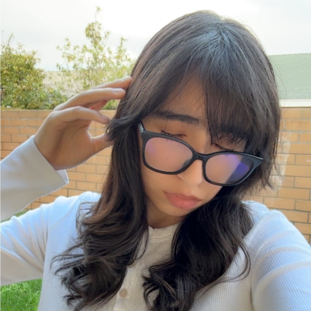 Meet your Posher, Vanity